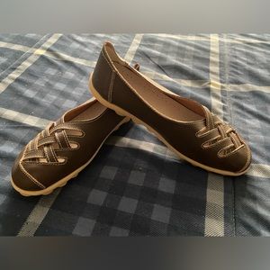Brown Flats